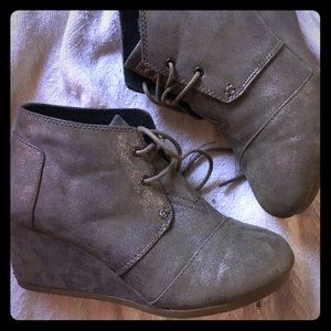 TOMS Wedge Bootie
